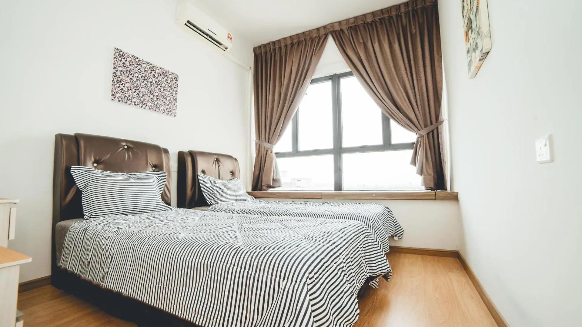 Kingsbay Floral Haven 3Br 8Pax Seaview By Our Stay Τζόχορ Μπάχρου Μαλαισία
